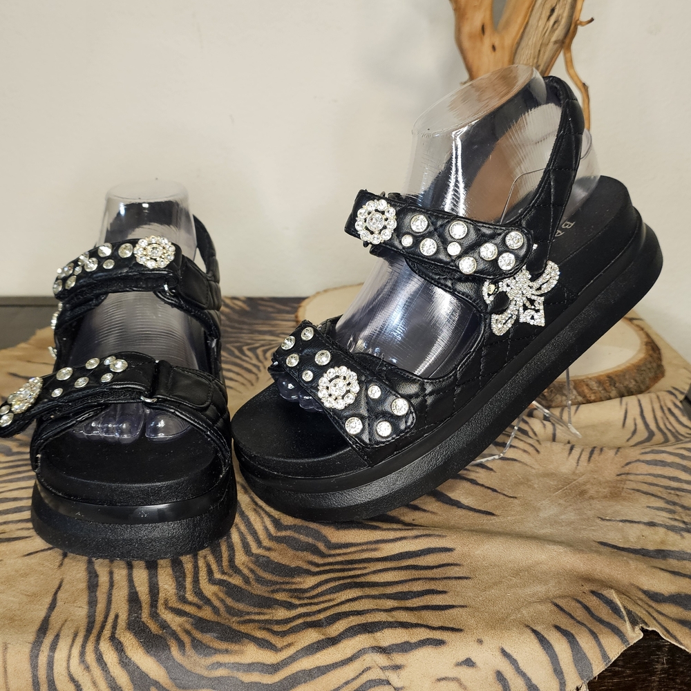 BAMBOO DIY EMB. Rhinestone Blk Sandals EUC 9